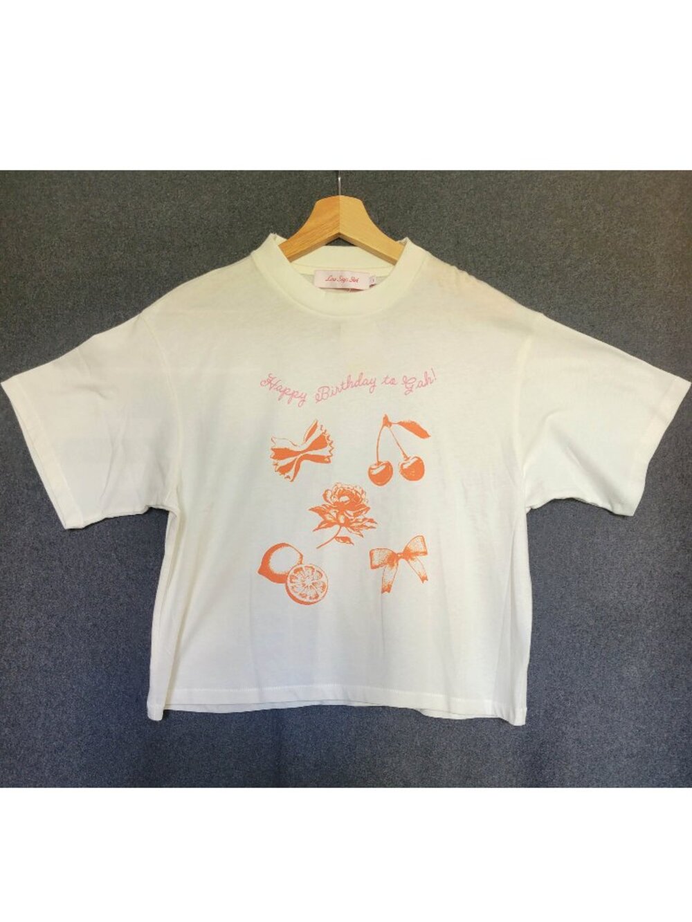 Lisa Says Gah Food Centric Graphic Boxy Cream Birthday T-Shirt S Quirky Coquette - Picture 1 of 5